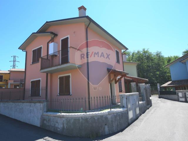Appartamento in vendita a Bagni di Lucca, Fornoli