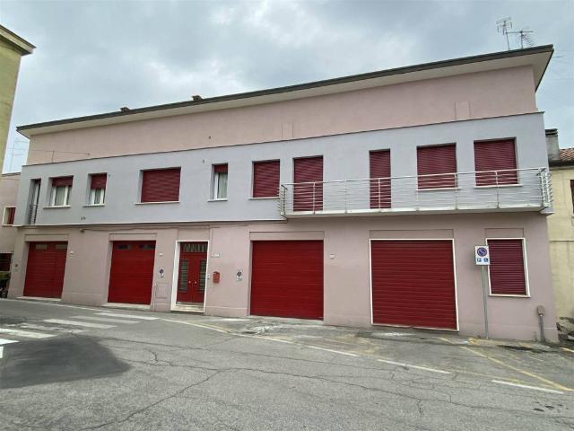Appartamento in vendita a Badia Polesine RO