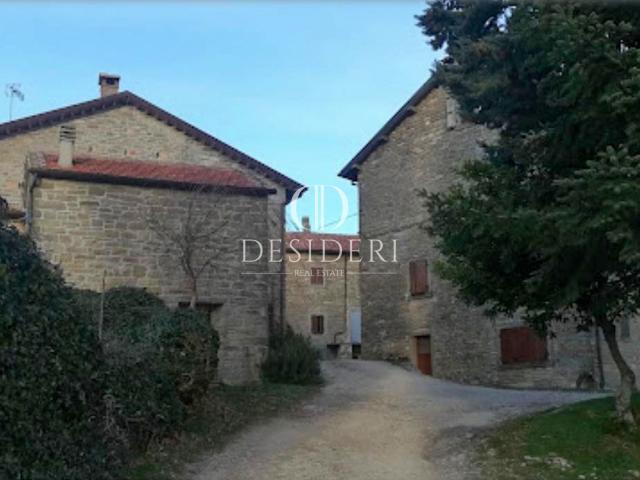 APPARTAMENTO in VENDITA a BADIA TEDALDA di 5 vani