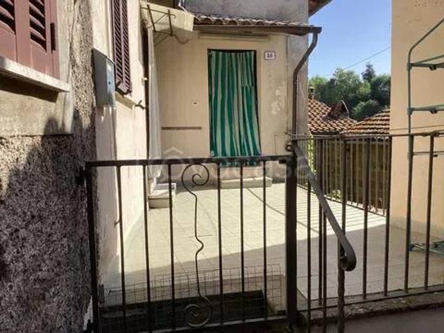 Appartamento in vendita a Bassano Romano via Del Poggio, 50