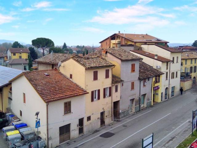 Appartamento in vendita a Bastia Umbra PG