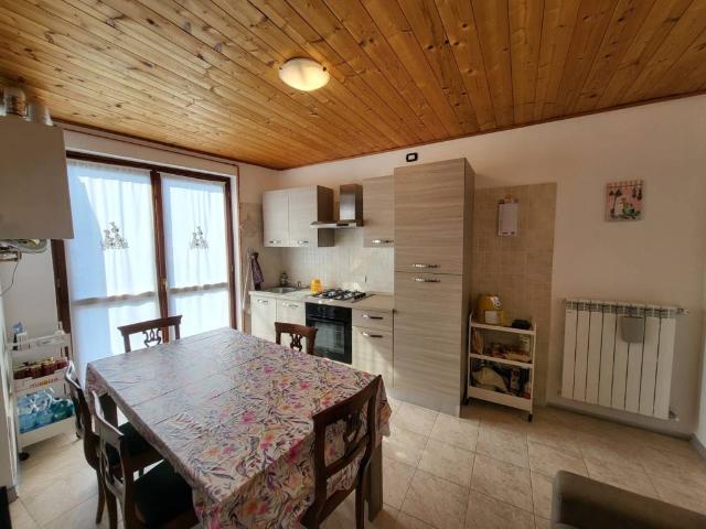Appartamento in vendita a Barni CO