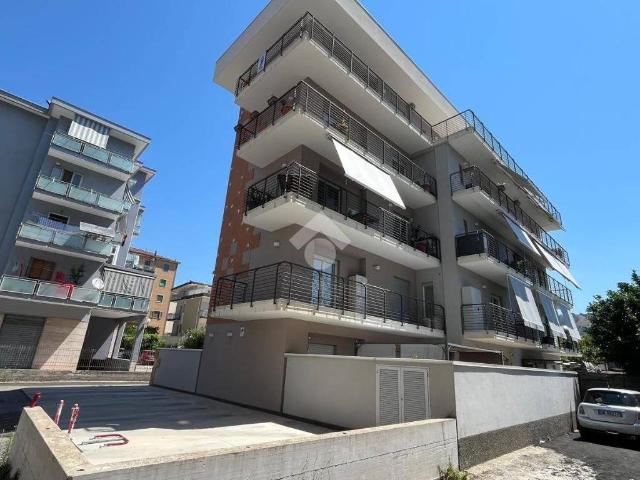 Appartamento in vendita a Baronissi SA