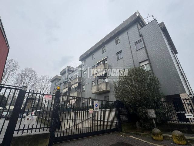 Appartamento in vendita a Baranzate