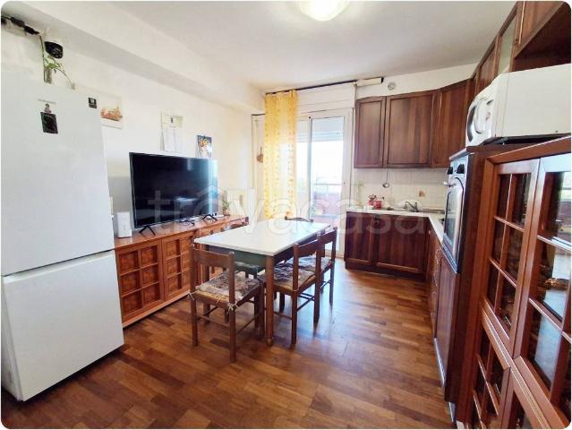 Appartamento in vendita a Baranzate via Aquileia, 12
