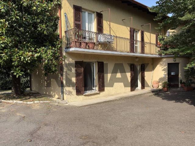 Appartamento in vendita a Barasso VA