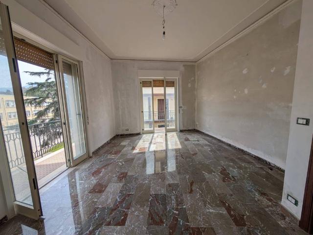 Appartamento in vendita a Barcellona Pozzo di Gotto ME