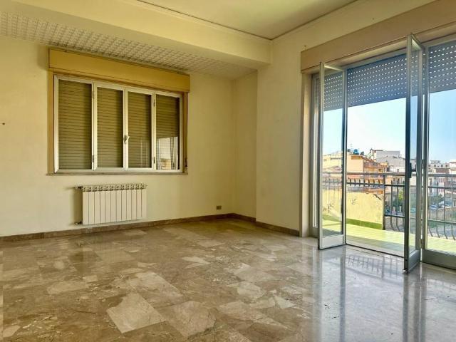 Appartamento in vendita a Barcellona Pozzo di Gotto ME