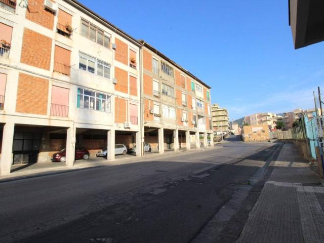 Appartamento in vendita a Barcellona Pozzo di Gotto ME