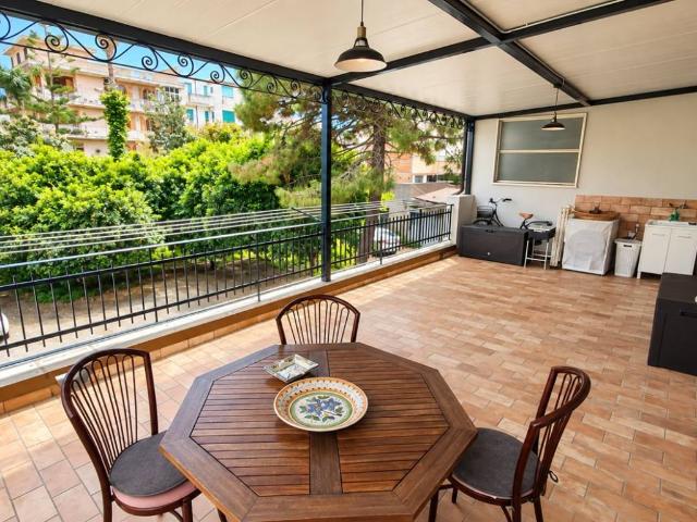Appartamento in vendita a Barcellona Pozzo di Gotto ME
