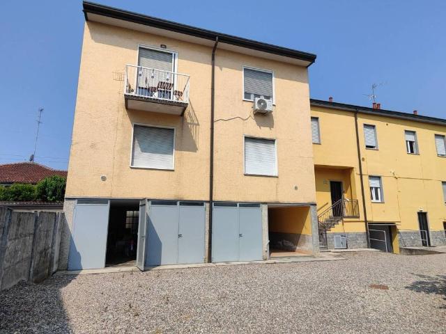 Appartamento in vendita a Bareggio MI