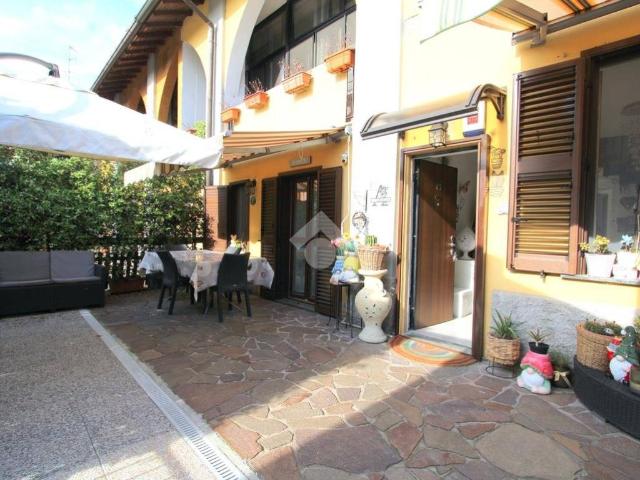 Appartamento in vendita a Bareggio MI