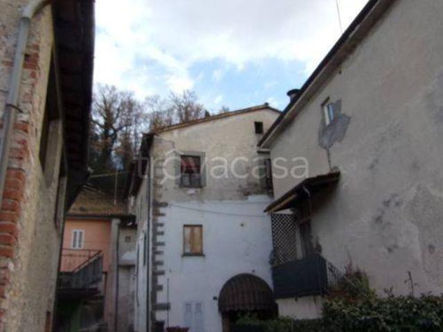 Appartamento in vendita a Barga, Castelvecchio Pascoli
