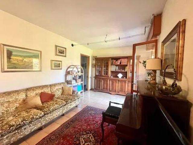 Appartamento in vendita a Barga LU