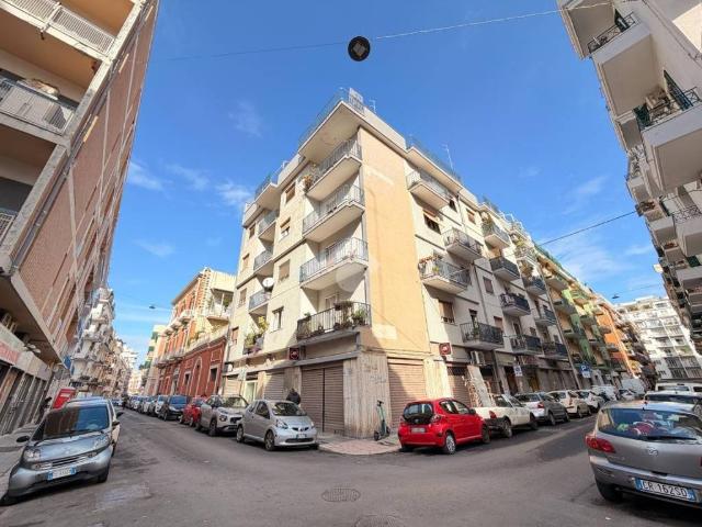 Appartamento in vendita a Bari BA