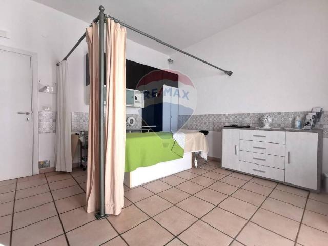 Appartamento in vendita a Bari BA