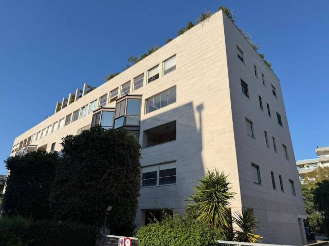 Appartamento in vendita a Bari BA