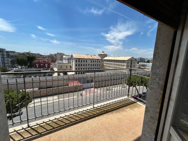 Appartamento in vendita a Bari BA