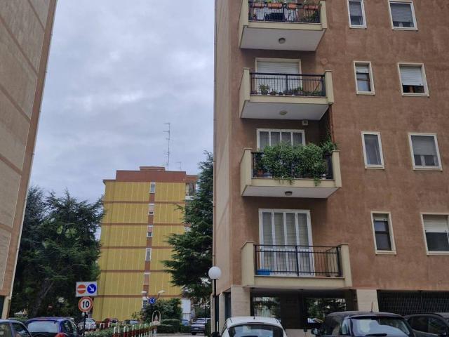 Appartamento in vendita a Bari BA