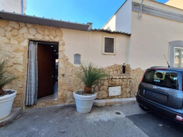 Appartamento in vendita a Bari BA