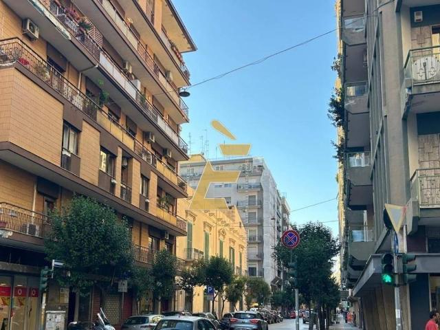 Appartamento in vendita a Bari BA