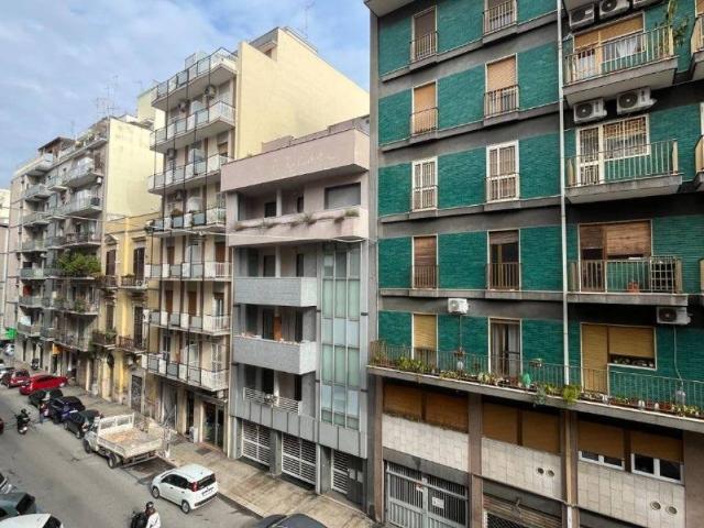 Appartamento in vendita a Bari BA