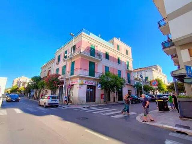 Appartamento in vendita a Bari BA