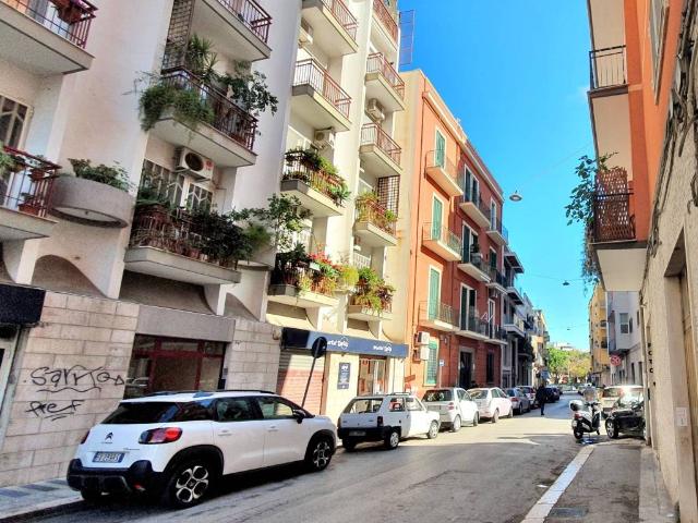 Appartamento in vendita a Bari BA