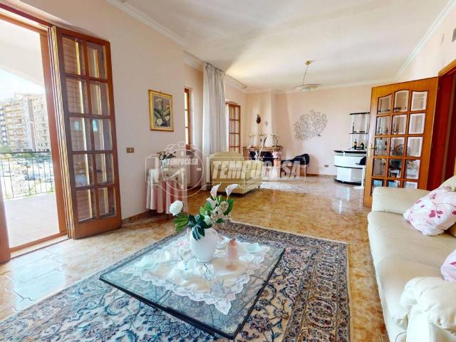 Appartamento in vendita a Bari BA