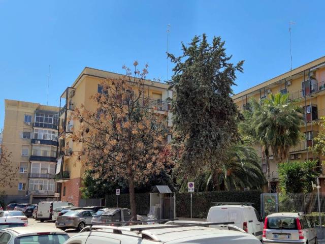 Appartamento in vendita a Bari BA