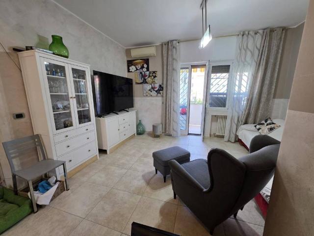 Appartamento in vendita a Bari BA