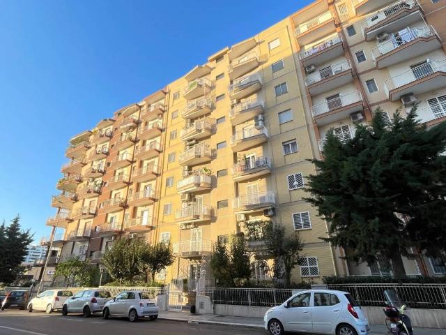 Appartamento in vendita a Bari BA