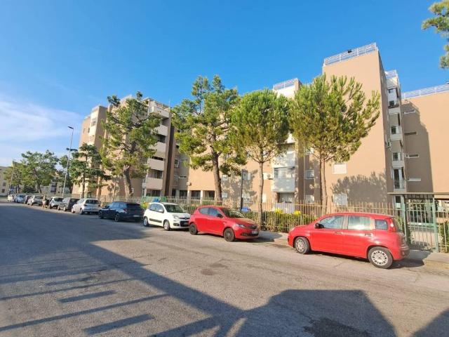 Appartamento in vendita a Bari BA