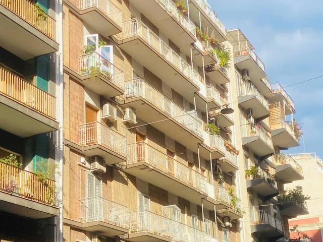 Appartamento in vendita a Bari BA