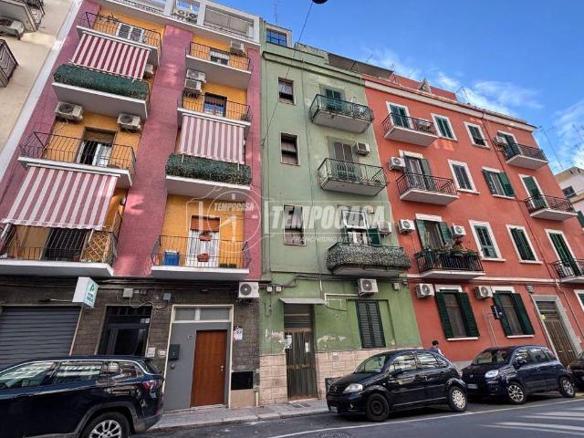 Appartamento in vendita a Bari BA