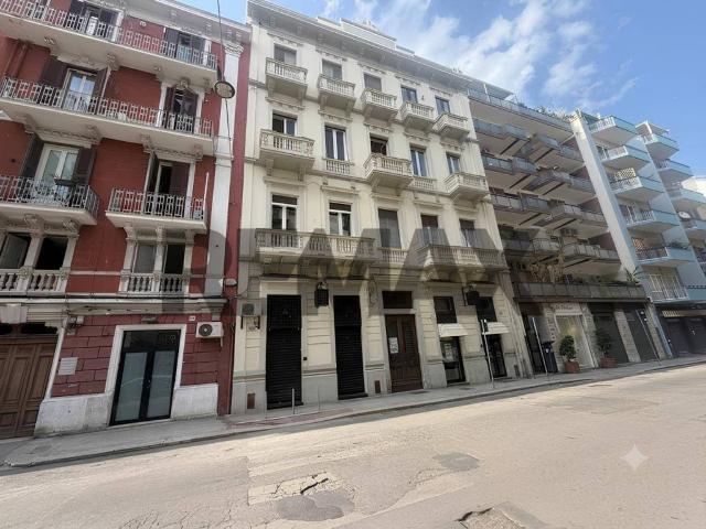 Appartamento in vendita a Bari BA