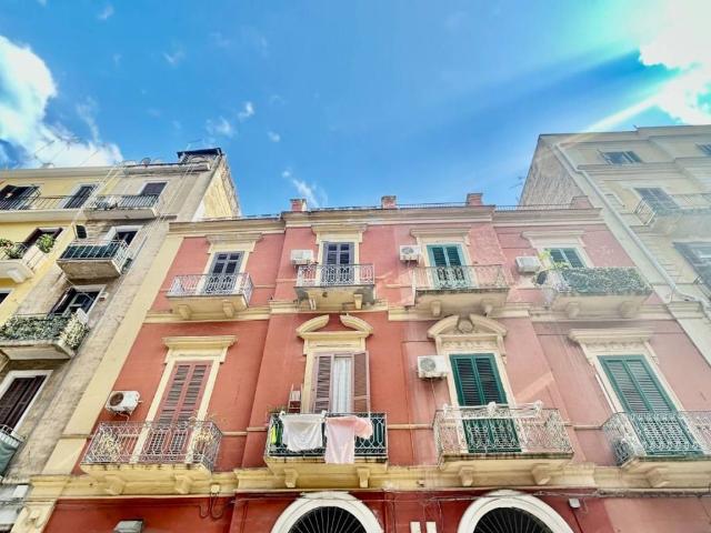 Appartamento in vendita a Bari BA
