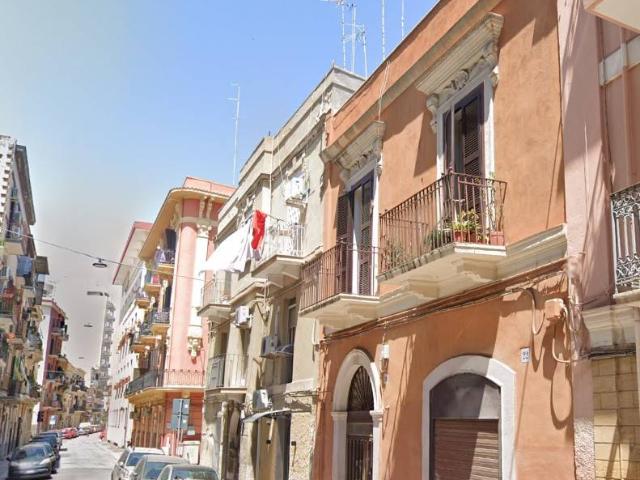 Appartamento in vendita a Bari BA