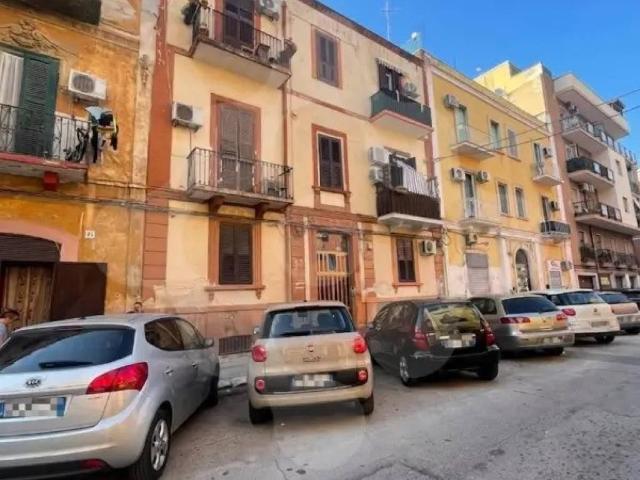 Appartamento in vendita a Bari BA