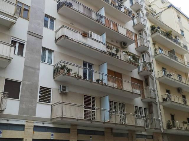 Appartamento in vendita a Bari BA