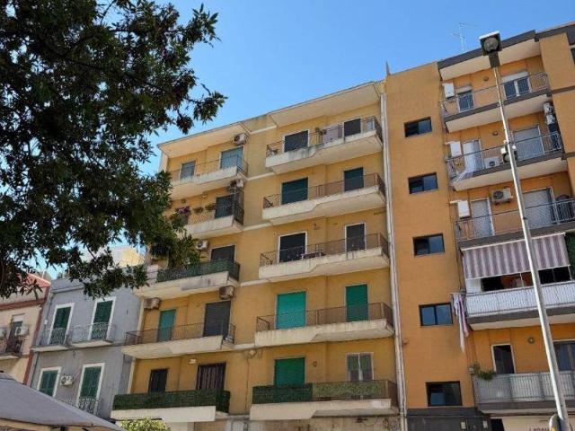 Appartamento in vendita a Bari BA