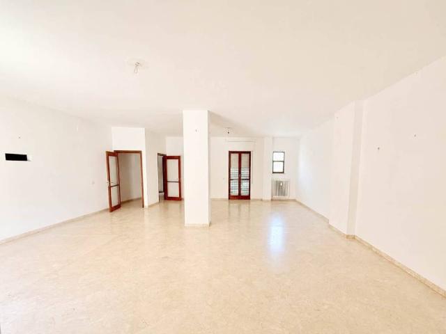 Appartamento in vendita a Bari BA