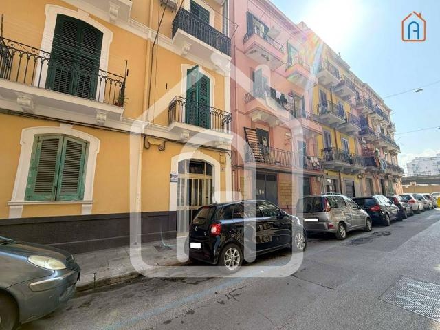 Appartamento in vendita a Bari BA