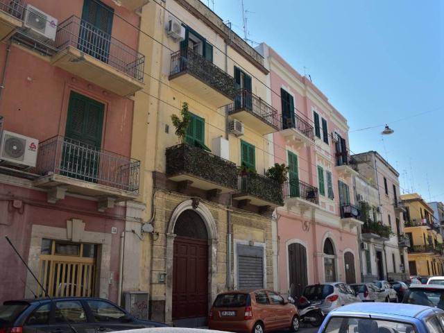 Appartamento in vendita a Bari BA