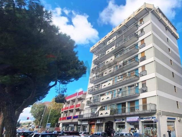 Appartamento in vendita a Bari BA