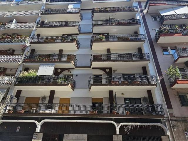 Appartamento in vendita a Bari BA