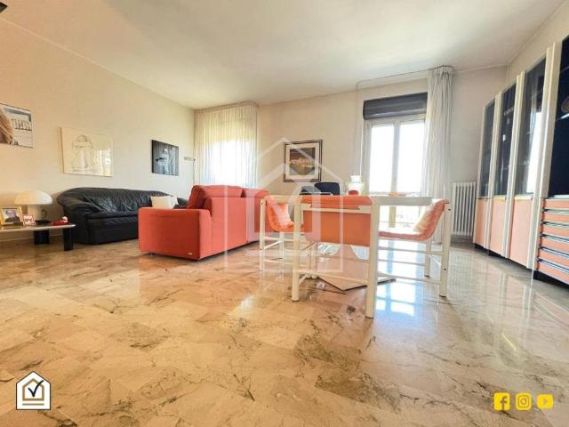 Appartamento in vendita a Bari BA