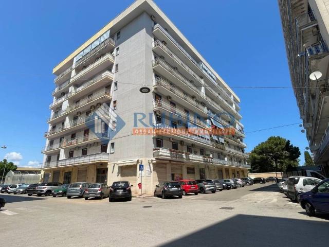 Appartamento in vendita a Bari BA