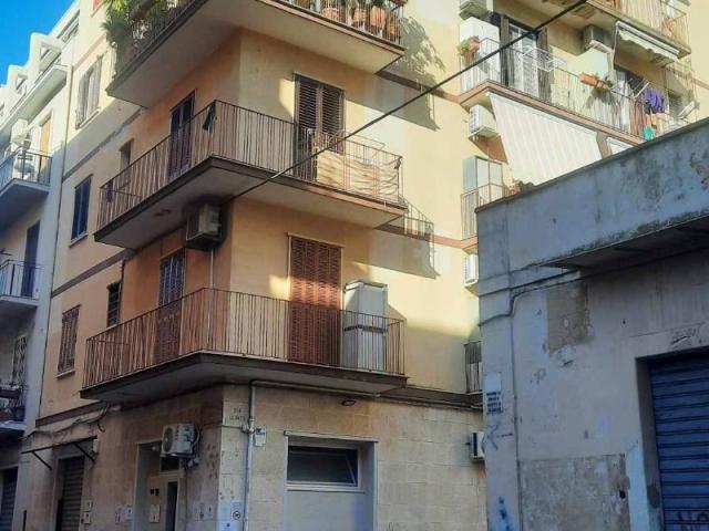 Appartamento in vendita a Bari BA