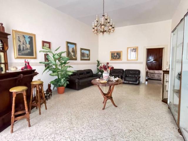 Appartamento in vendita a Bari BA